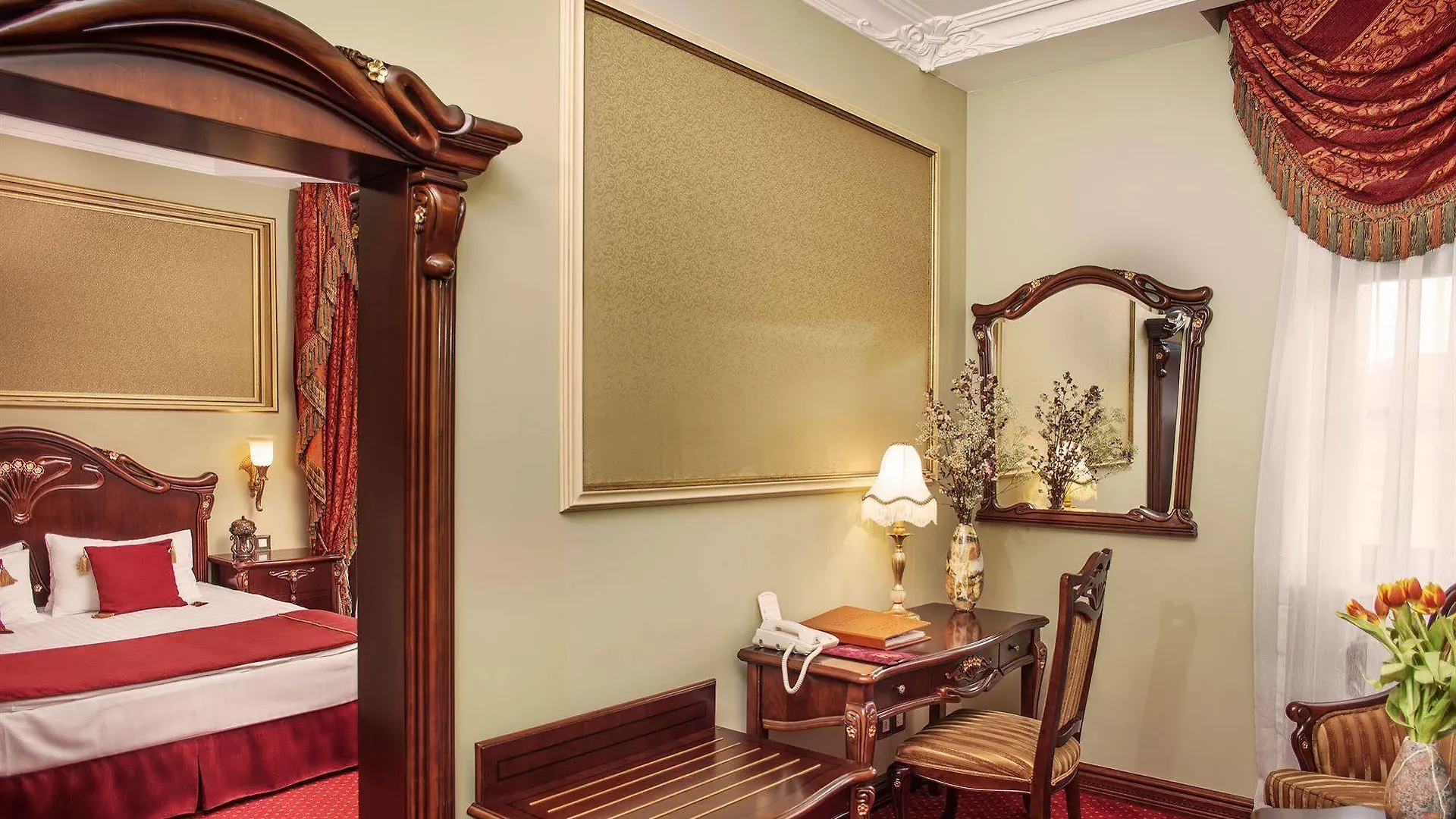 Staro Hotel Kyiv 4*,  Ukraine